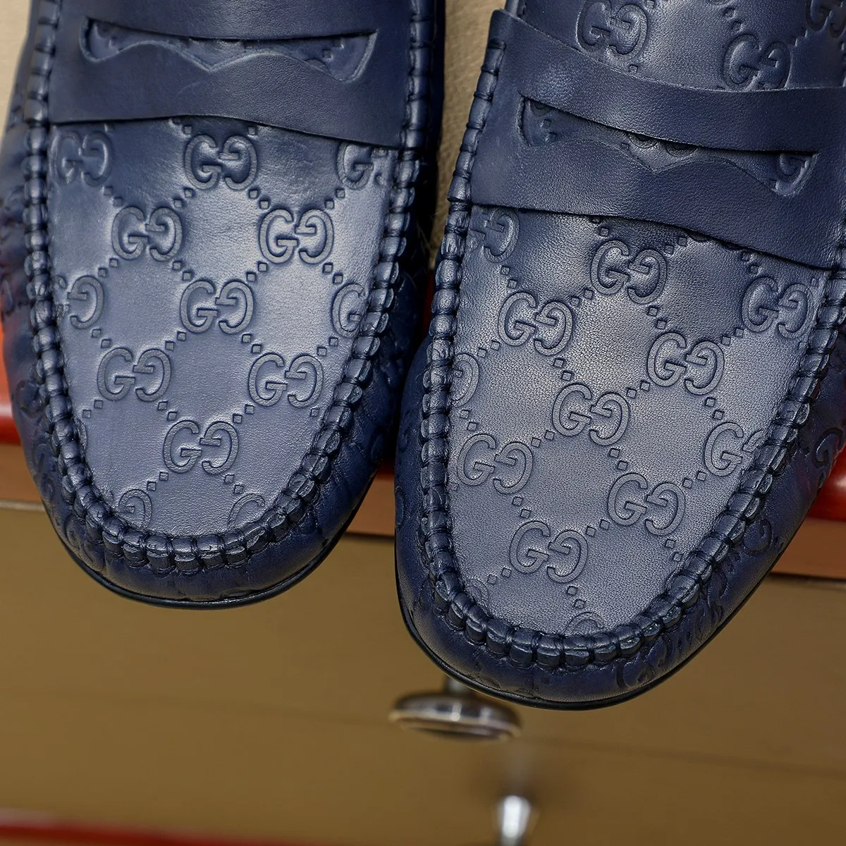 Men's shoes 💰360💰💰GUCCI Gucci official website synchronizes the latest model 🛃The upper is made of imported cowhide, 🐷leather lining, rubber outsole, 🎩🎩top handcrafted with fine stitch and thread workmanship🔍definitely satisfy those perfectionist men who pursue high luxury quality 👏 3 colors available! Code number 38-45 Large quantity in stock